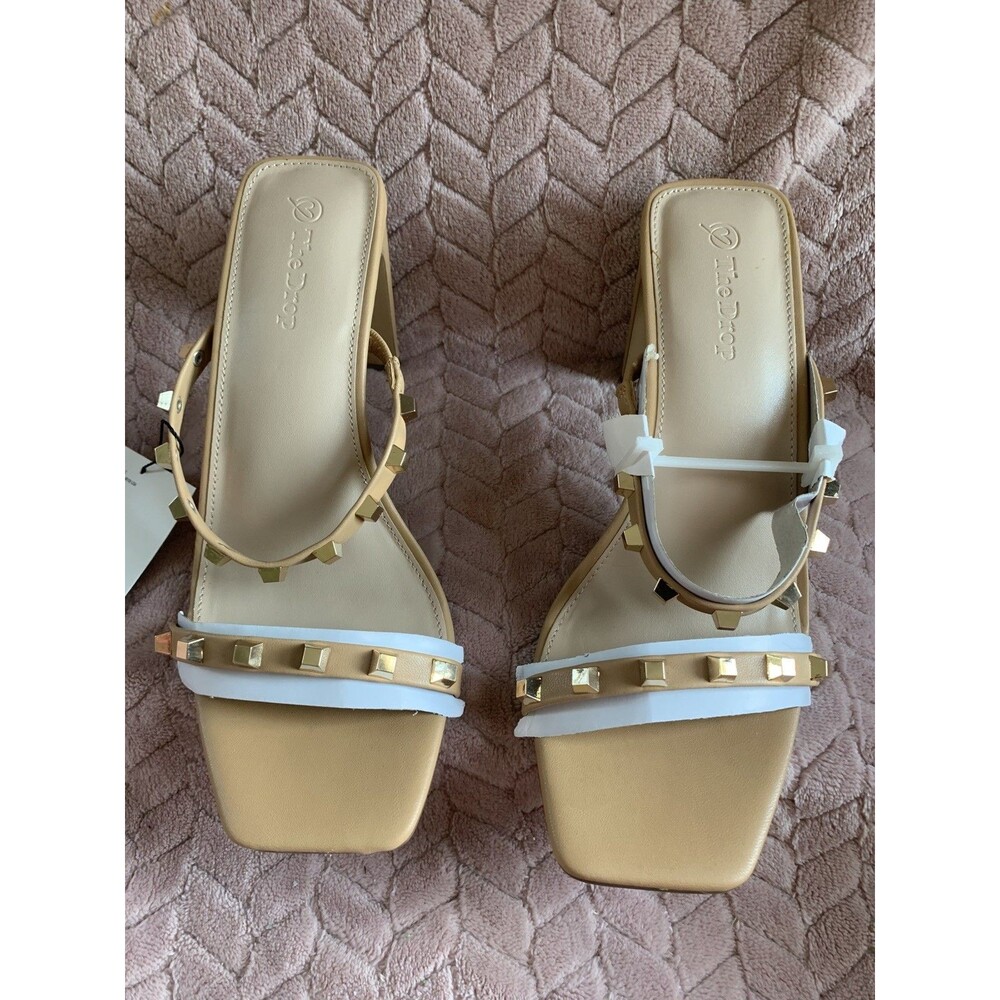 The Drop Avery Doe Tan Studded Strappy Sandals Size 7.5 New